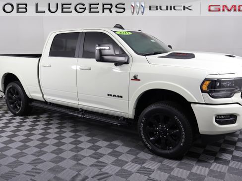 Used 2024 RAM 2500 Limited image 2