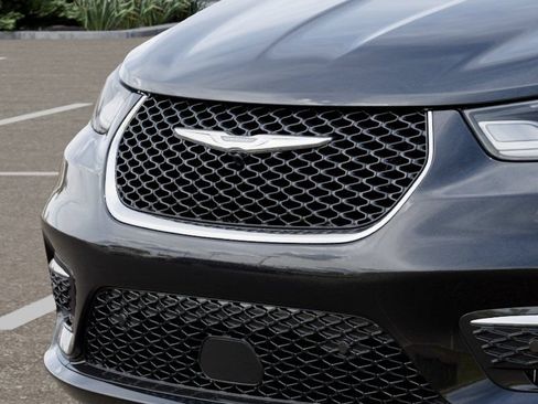 New 2026 Chrysler Pacifica Select FWD image 11