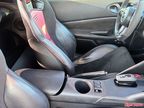 Used 2024 Nissan Z NISMO w/ Floor Mat Package RWD image 12