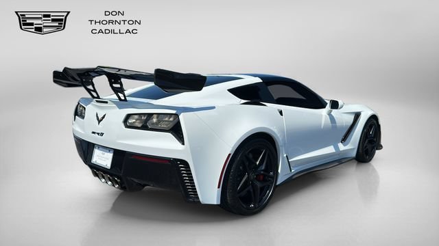 Used 2019 Chevrolet Corvette ZR1 RWD image 5