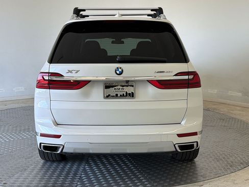 Used 2022 BMW X7 xDrive40i w/ Cold Weather Package AWD/4WD image 10