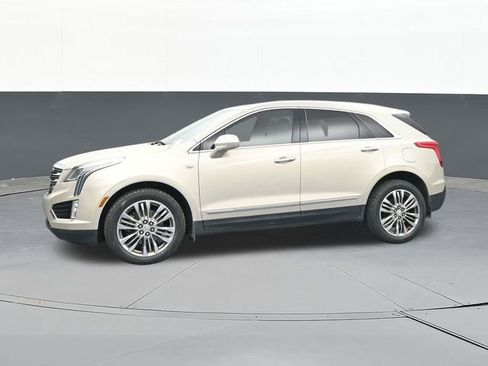 Used 2017 Cadillac XT5 Premium Luxury image 7