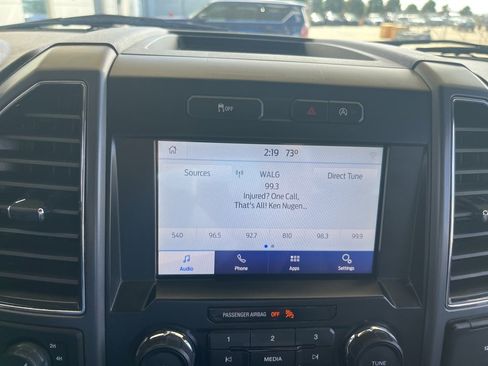 Used 2020 Ford F150 XLT image 15