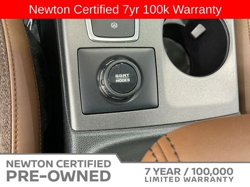 Used 2025 Ford Bronco Sport Outer Banks w/ Outer Banks Tech Package+ AWD/4WD image 9