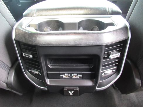 Used 2022 RAM 1500 Big Horn RWD image 37