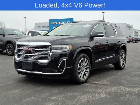 Used 2023 GMC Acadia Denali w/ Denali Ultimate Package AWD/4WD image 3