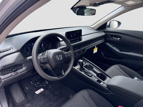 New 2025 Honda Accord LX image 7