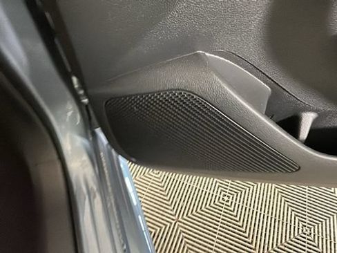 Used 2021 Toyota Corolla LE w/ Carpet Mat Package (TMS) FWD image 30
