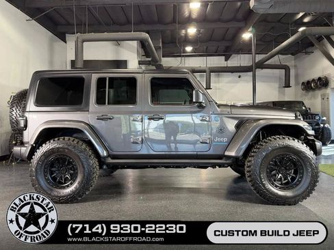 Used 2024 Jeep Wrangler Unlimited AWD/4WD image 1