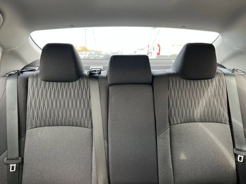 Used 2025 Toyota Camry LE image 37