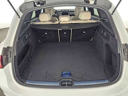 Used 2026 Mercedes-Benz GLC 300 image 14