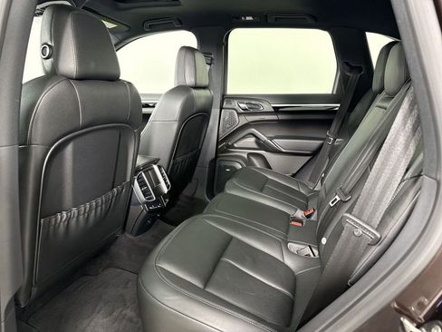 Certified 2014 Porsche Cayenne AWD/4WD image 25