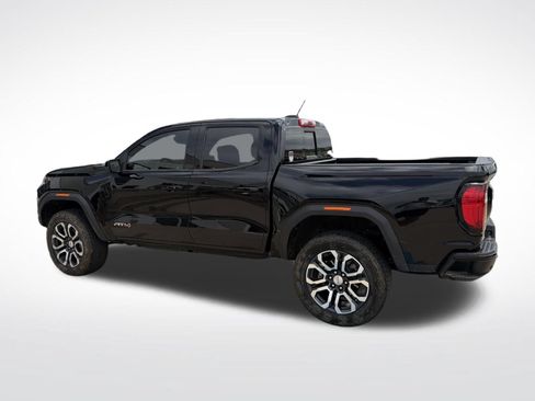 Used 2024 GMC Canyon AT4 w/ AT4 Premium Package AWD/4WD image 2