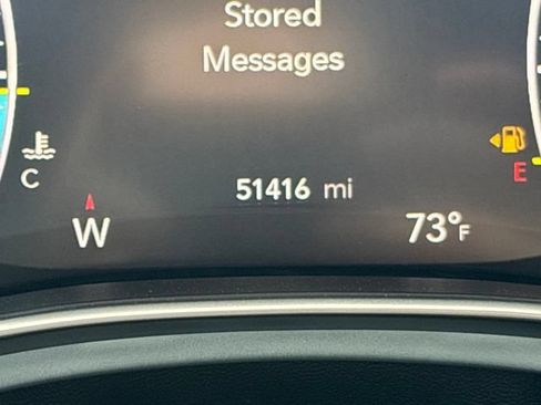 Used 2025 Chrysler Pacifica Limited FWD image 10