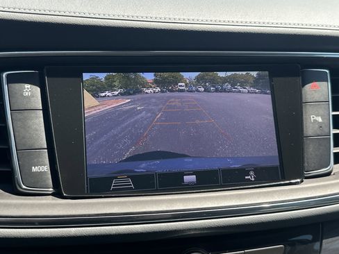 Used 2020 Buick Enclave Essence w/ Sport Touring Edition FWD image 27