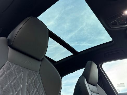 New 2025 Audi SQ5 Premium Plus image 14
