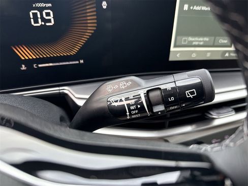 New 2025 Kia Sorento S image 21