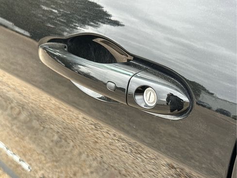 Used 2020 Jeep Cherokee Latitude Plus image 14