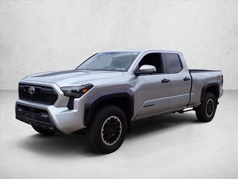Used 2024 Toyota Tacoma TRD Off-Road w/ TRD Off Road Premium Package AWD/4WD image 11