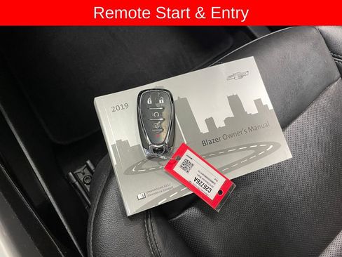 Certified 2019 Chevrolet Blazer LT w/ Sun and Wheels Package FWD image 8
