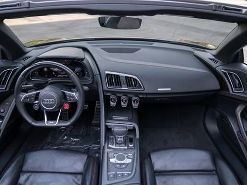 Used 2021 Audi R8 V10 RWD image 28