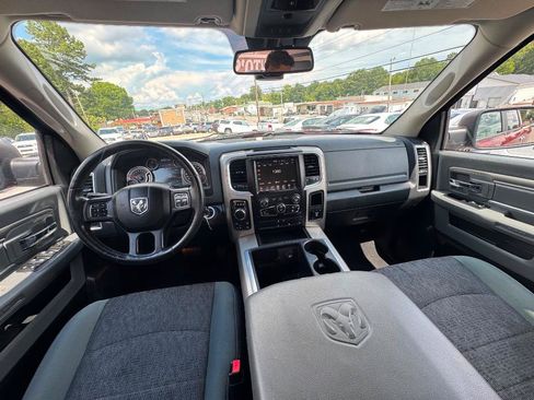 Used 2015 RAM 1500 Big Horn AWD/4WD image 18