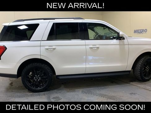 Certified 2024 Ford Expedition XLT AWD/4WD image 2
