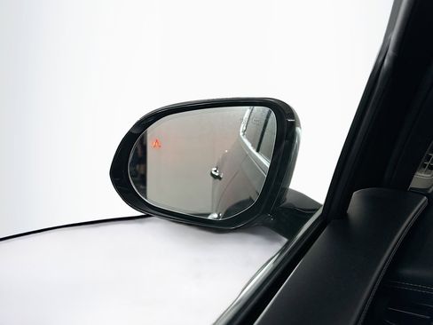 Used 2024 Genesis GV80 2.5T image 16