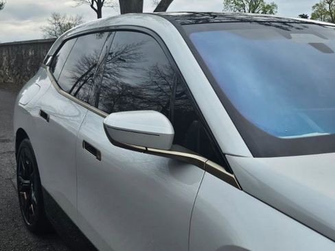 Used 2023 BMW iX M60 w/ Executive Package image 18