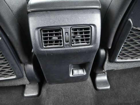 Used 2022 Toyota 4Runner Limited image 16