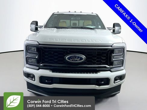 Certified 2024 Ford F350 Lariat w/ Sport Appearance Package image 4