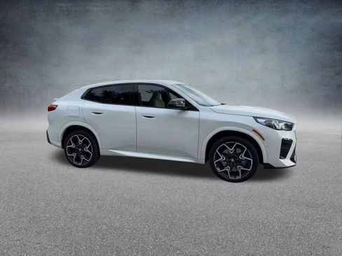 Used 2024 BMW X2 M35i image 29