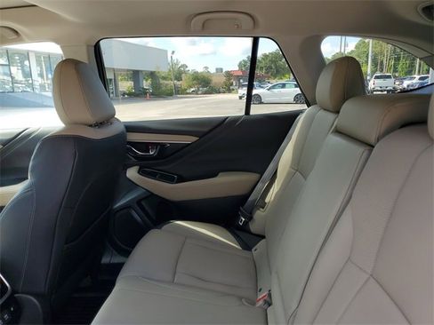 Used 2022 Subaru Outback Limited XT image 32