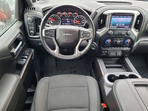 Used 2021 Chevrolet Silverado 1500 RST image 10