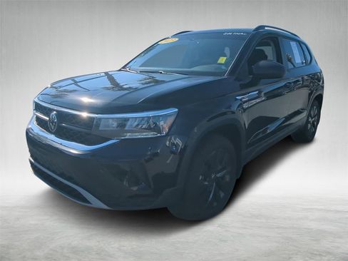 Used 2023 Volkswagen Taos S image 7