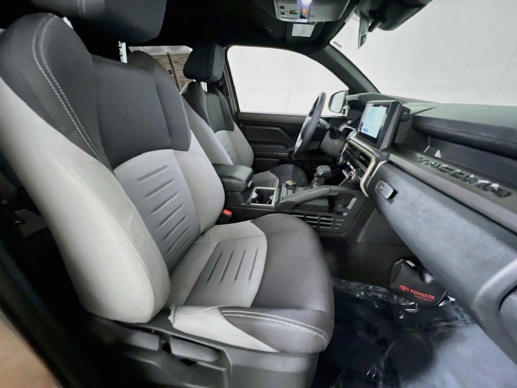 Used 2026 Toyota Tacoma TRD Sport RWD image 28