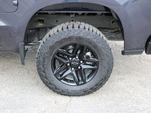 Used 2024 Chevrolet Silverado 1500 Custom Trail Boss image 9