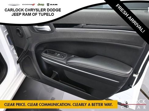 Used 2023 Chrysler 300 S image 40
