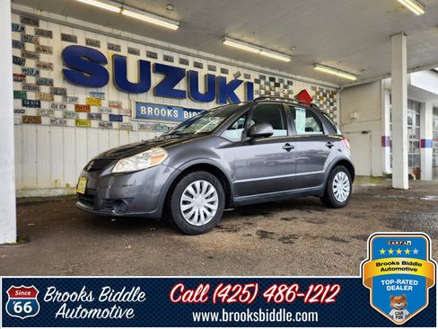 Used 2010 Suzuki SX4 AWD Hatchback image 1