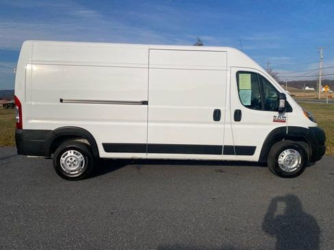Used 2021 RAM ProMaster 2500 w/ Convenience Group image 7