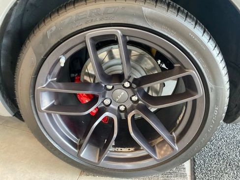 Used 2019 Dodge Challenger SRT Hellcat Redeye RWD image 5