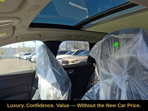 New 2026 Volvo XC60 B5 Plus w/ Protection Package Premier AWD/4WD image 11