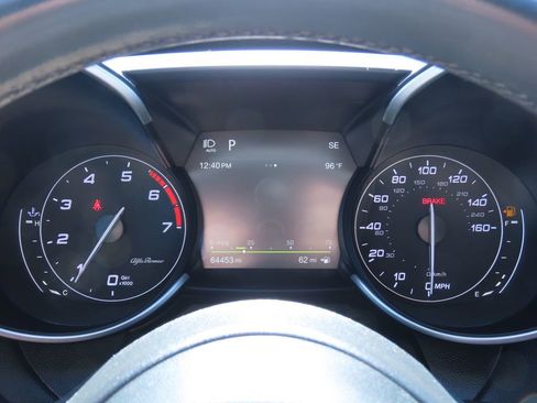 Used 2019 Alfa Romeo Giulia w/ Nero Edizione image 19