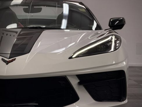 Used 2022 Chevrolet Corvette Stingray Preferred Conv w/ Z51 Performance Package RWD image 4