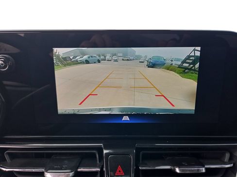 Used 2026 Chevrolet TrailBlazer LT w/ Convenience Package FWD image 16