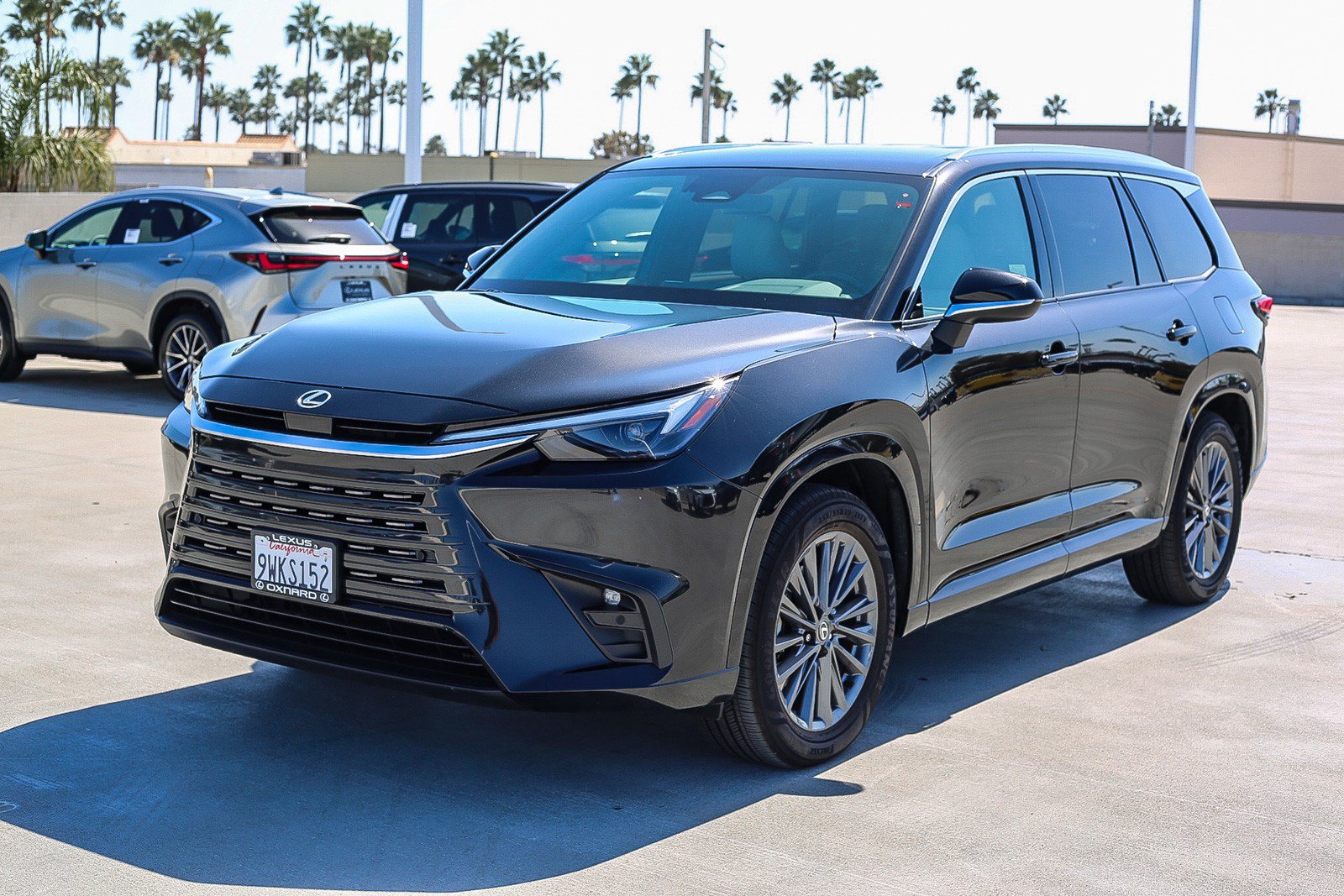 Used 2025 Lexus TX 350 AWD w/ Convenience Package image 3