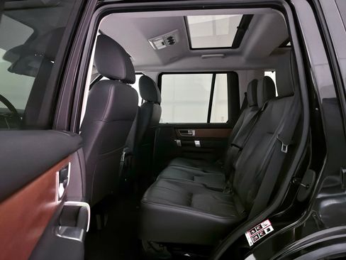 Used 2013 Land Rover LR4 HSE image 22