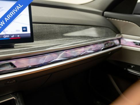 Used 2023 BMW 740i RWD image 30