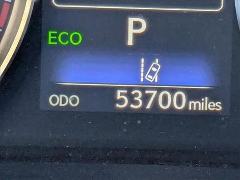 Used 2017 Lexus IS 200t image 6