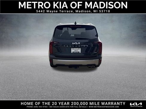 Used 2025 Kia Telluride S AWD/4WD image 5